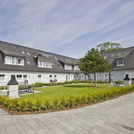 Mit Meerblick Und Gartennutzung - Haus Inselwind Meerduft Groß Zicker