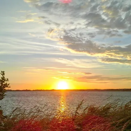 Mit Meerblick Und Gartennutzung - Haus Inselwind Meerduft * Groß Zicker